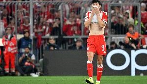 踢球者：金玟哉没有大碍，未来几天可以进行恢复训练