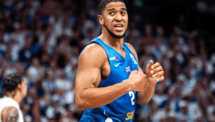 半岛体育官方网站-英国球员赫森半场13中6，罚球4中4得到16分4篮板2助攻1抢断