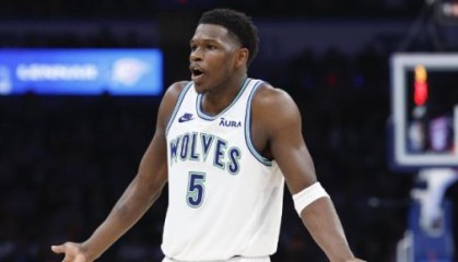 半岛体育APP-末节领先24分遭逆转！森林狼痛失好局丧失主动权