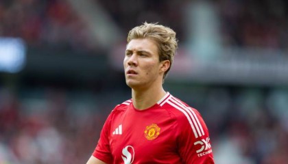 半岛体育官方网站-迪马济奥：那不勒斯希望在今天就敲定霍伊伦的转会