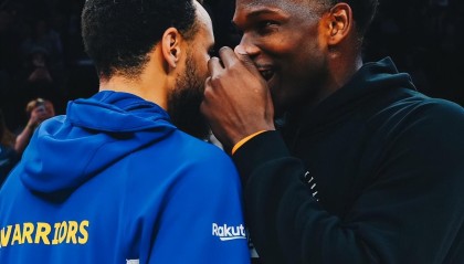 半岛体育-19分大逆转，26分惨败！西部第一伪强队诞生，你们没有冠军相