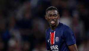 半岛体育-队报：巴黎曾告知法国队登贝莱身体不适合出战，对其受伤感到愤怒