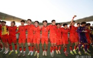 半岛体育-苏东：今晚U23国足不要打对攻，要贯彻大脚加身体&amp;amp;二点加定位