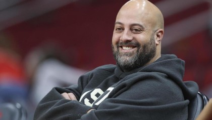 7月6日 火箭送走惠特摩尔！1换2血亏 斯通忍痛割爱 休城又要补强